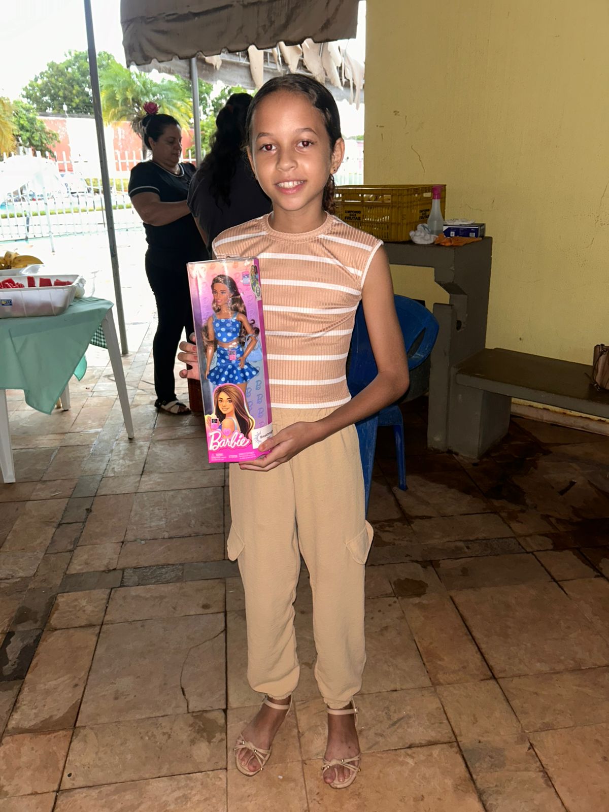 Entrega de Bonecas – Foto 1