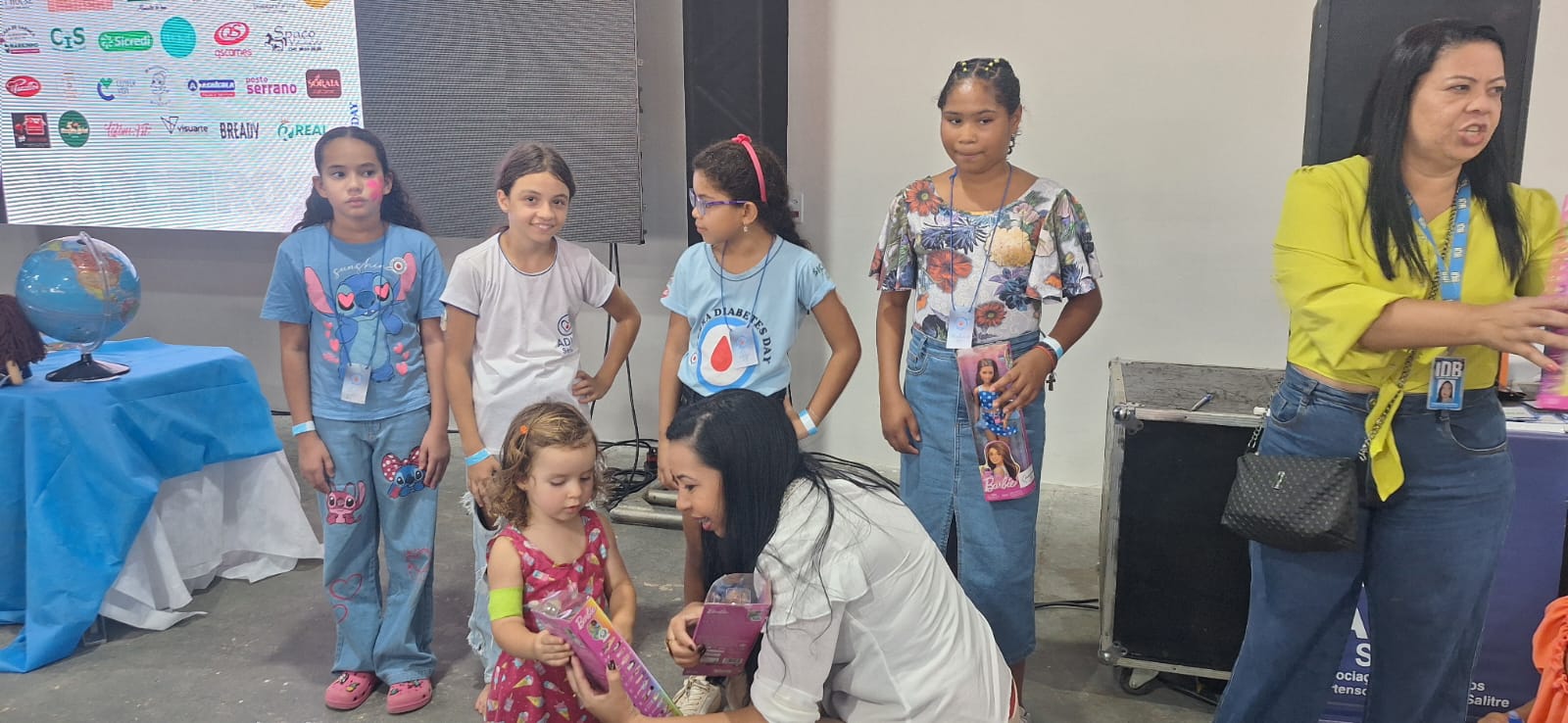 Entrega de Bonecas – Foto 9